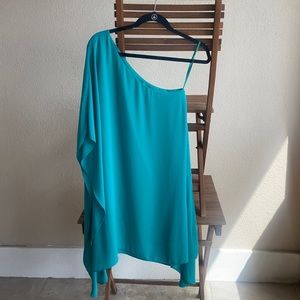 4 /$25

Bundle any 4 items for $25 BCBG Dress